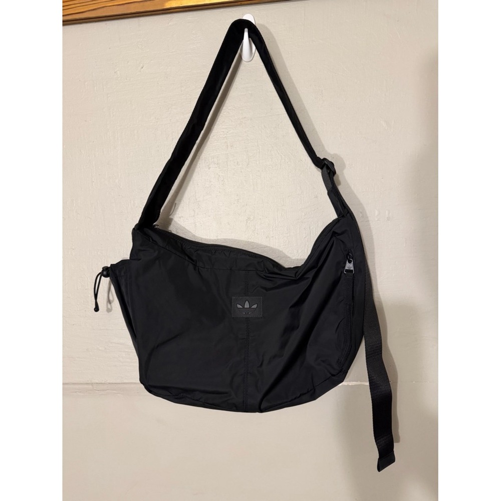 Adidas Crescent Black Shoulder Bag